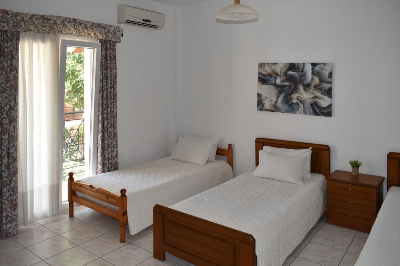 Roys Blu Apartment Kavos Bagian luar foto