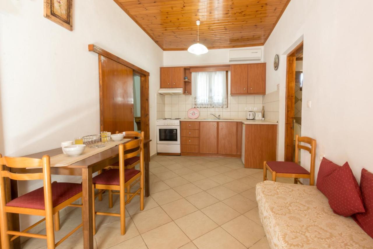 Roys Blu Apartment Kavos Bagian luar foto