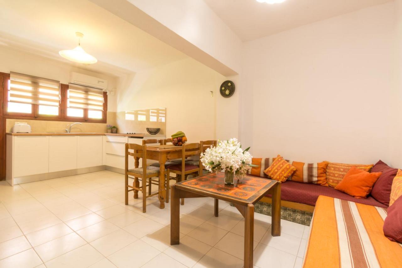 Roys Blu Apartment Kavos Bagian luar foto
