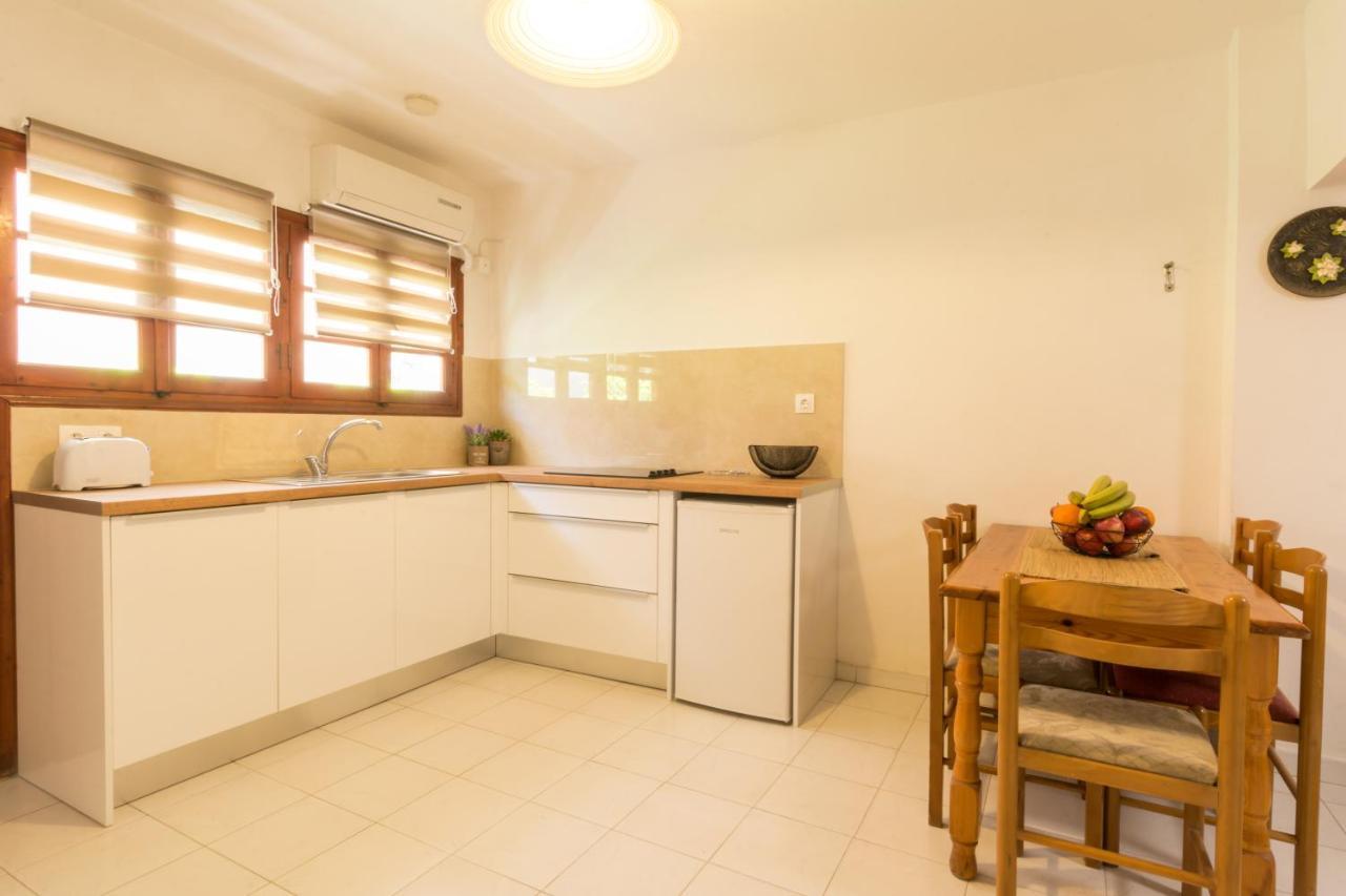 Roys Blu Apartment Kavos Bagian luar foto